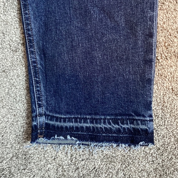 Old Navy Women’s Mid-Rise Boyfriend Jeans sz 12T NWT - Picture 3 of 7